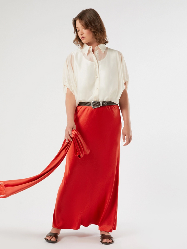 PERSONA SINGLE LAUNCH V2 DESKTOP 600x800 3 Marina Rinaldi